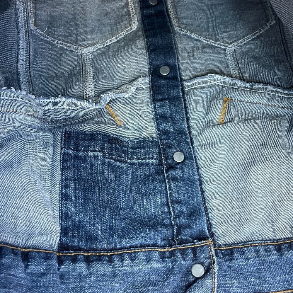 Carhartt Women Blue Wash Long Sleeve Snap Front Cotton Casual‎ Denim Jacket M